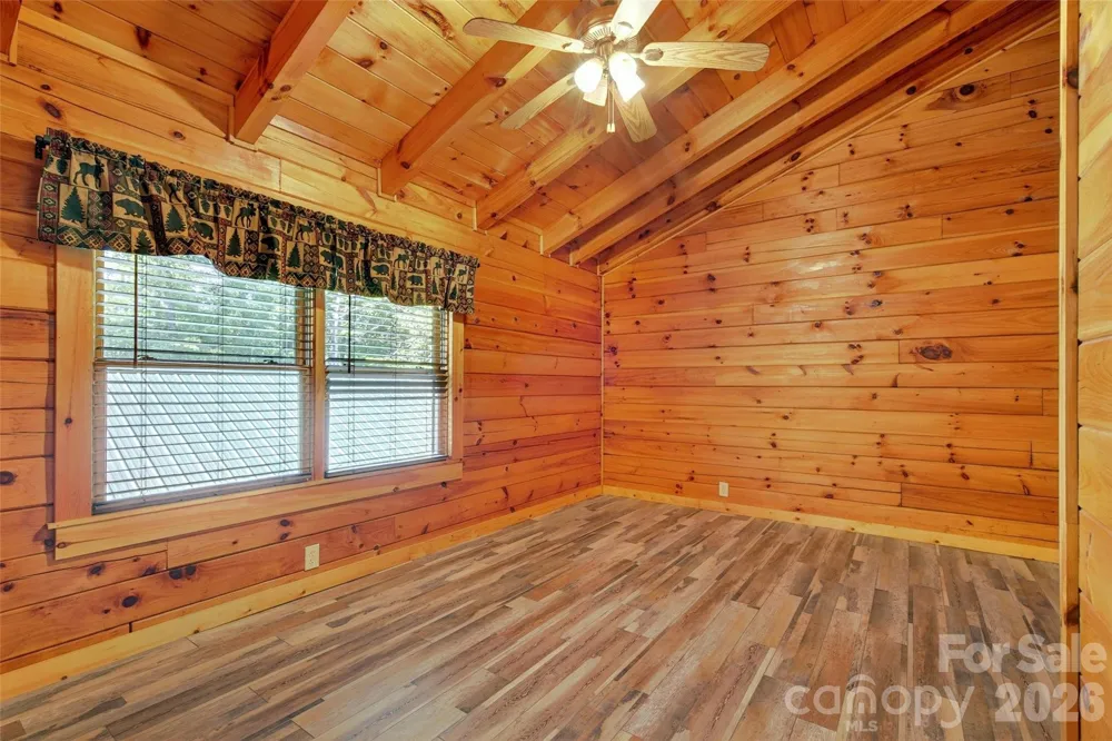 545 Mountain Crest Drive S Marion, NC 28752