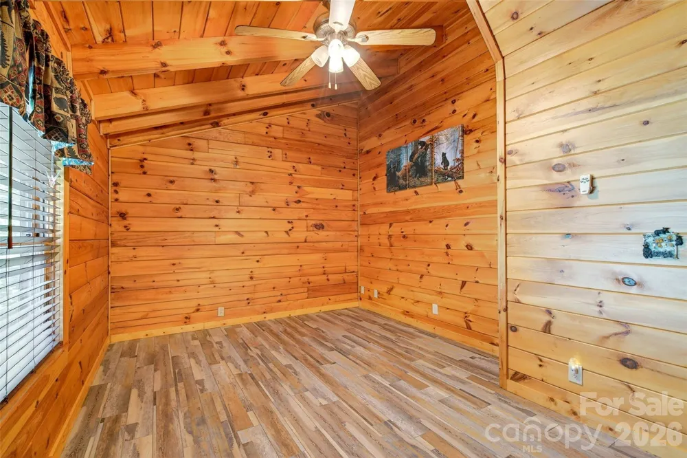 545 Mountain Crest Drive S Marion, NC 28752