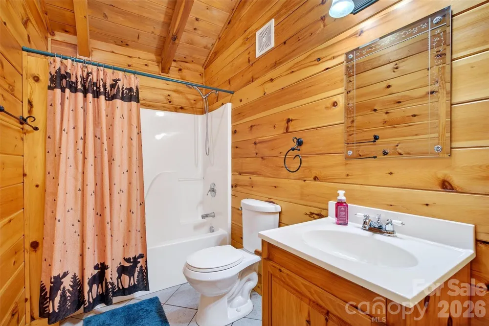 545 Mountain Crest Drive S Marion, NC 28752