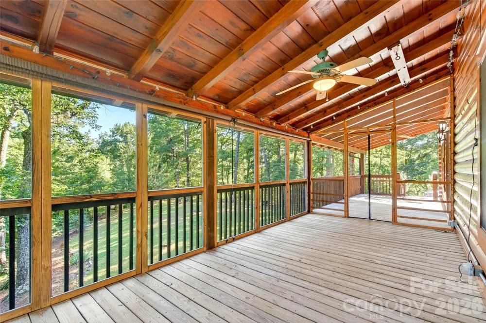 545 Mountain Crest Drive S Marion, NC 28752