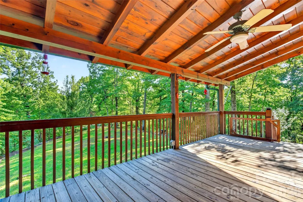 545 Mountain Crest Drive S Marion, NC 28752