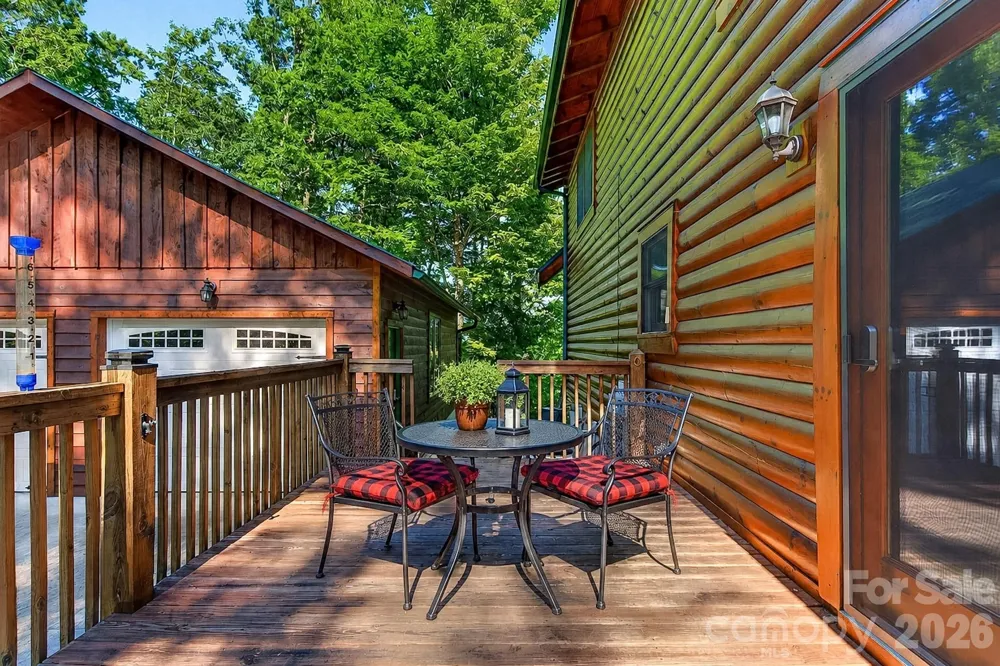 545 Mountain Crest Drive S Marion, NC 28752