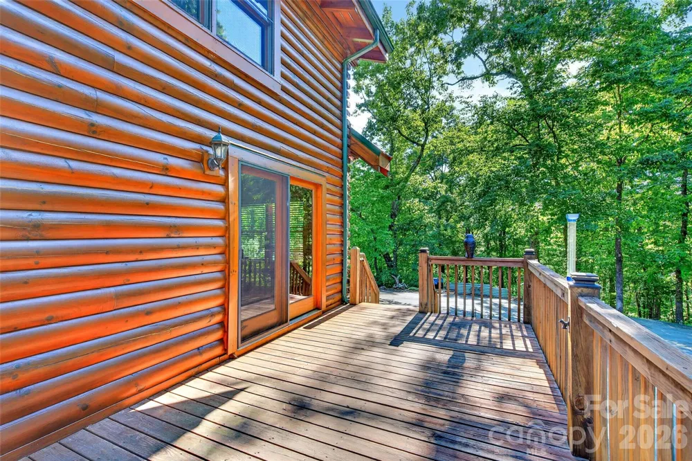 545 Mountain Crest Drive S Marion, NC 28752
