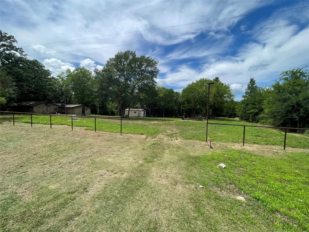 8278 FM 17 Grand Saline, TX 75140