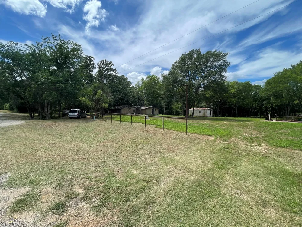 8278 FM 17 Grand Saline, TX 75140