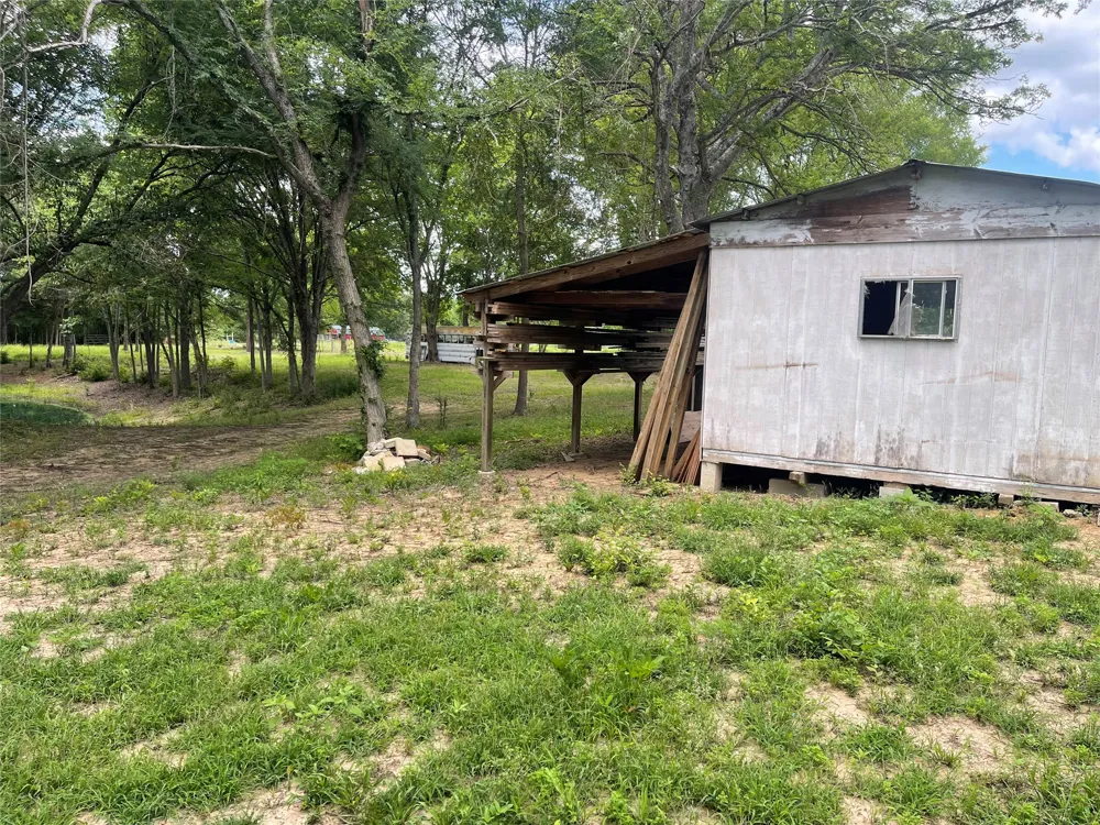 8278 FM 17 Grand Saline, TX 75140