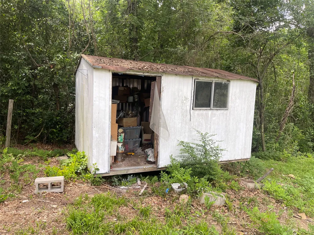 8278 FM 17 Grand Saline, TX 75140