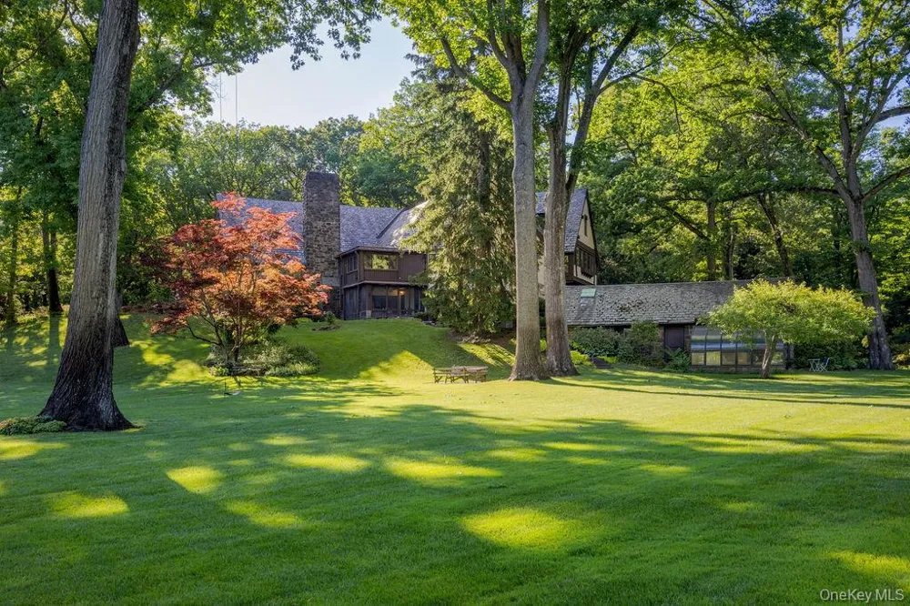 335 Croton Dam Road Ossining, NY 10562