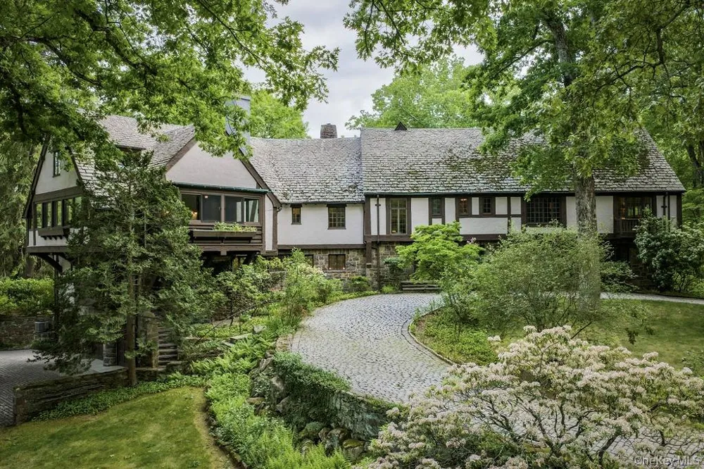 335 Croton Dam Road Ossining, NY 10562