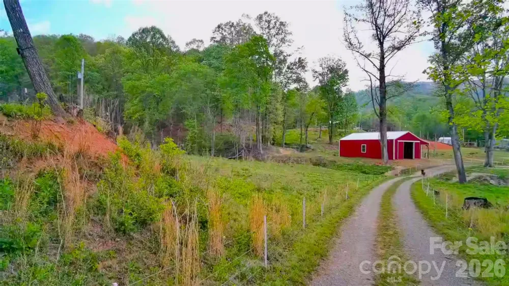 3325 Pack Mountain Road Murphy, NC 28906
