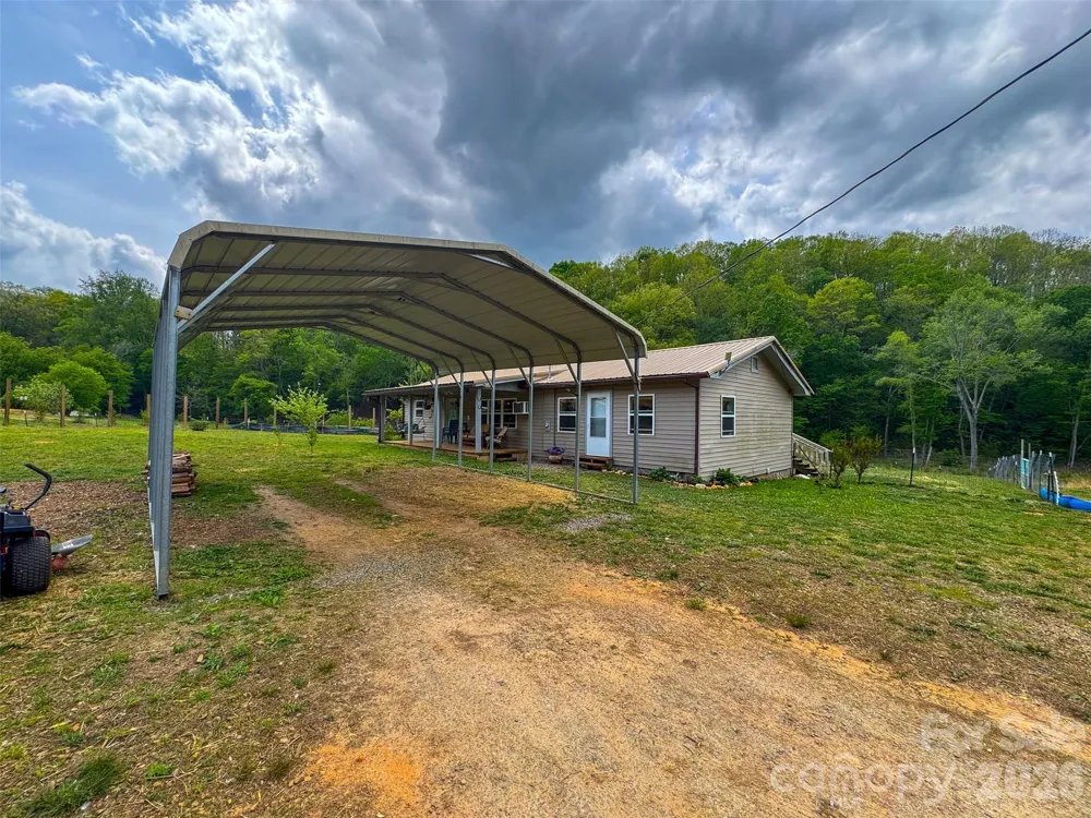 3325 Pack Mountain Road Murphy, NC 28906