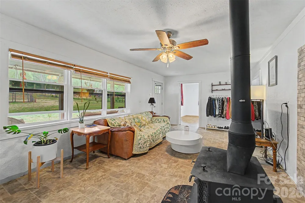 3325 Pack Mountain Road Murphy, NC 28906