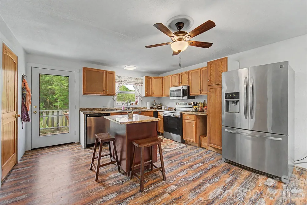 3325 Pack Mountain Road Murphy, NC 28906