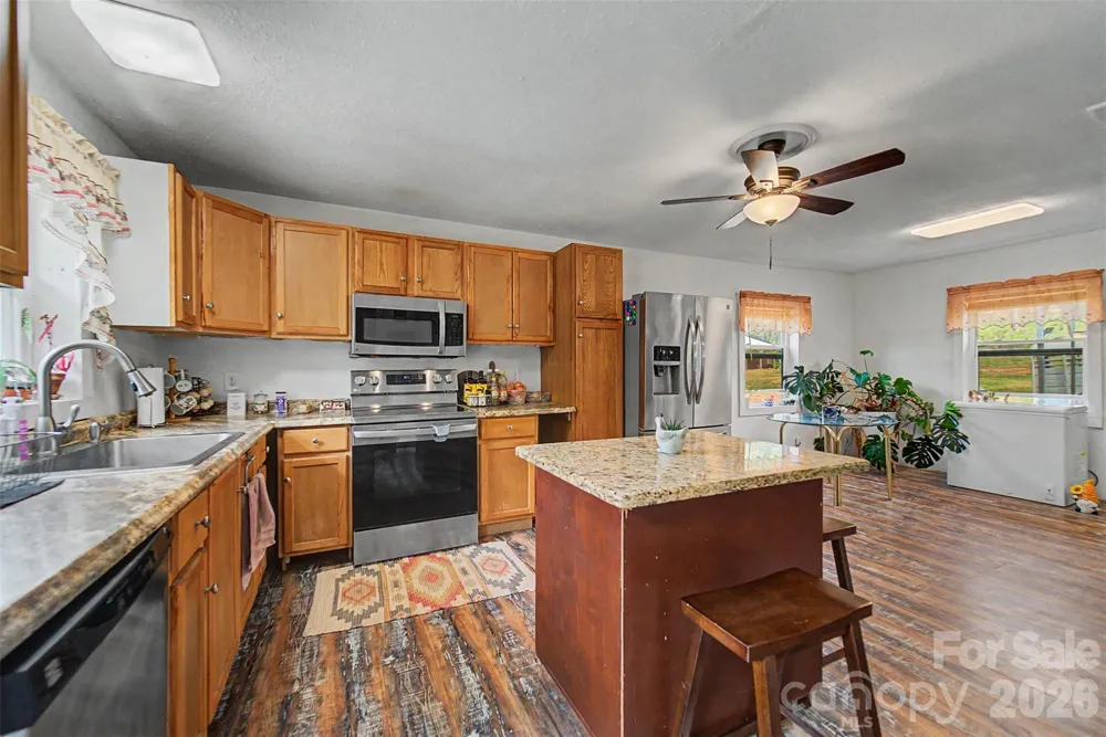 3325 Pack Mountain Road Murphy, NC 28906