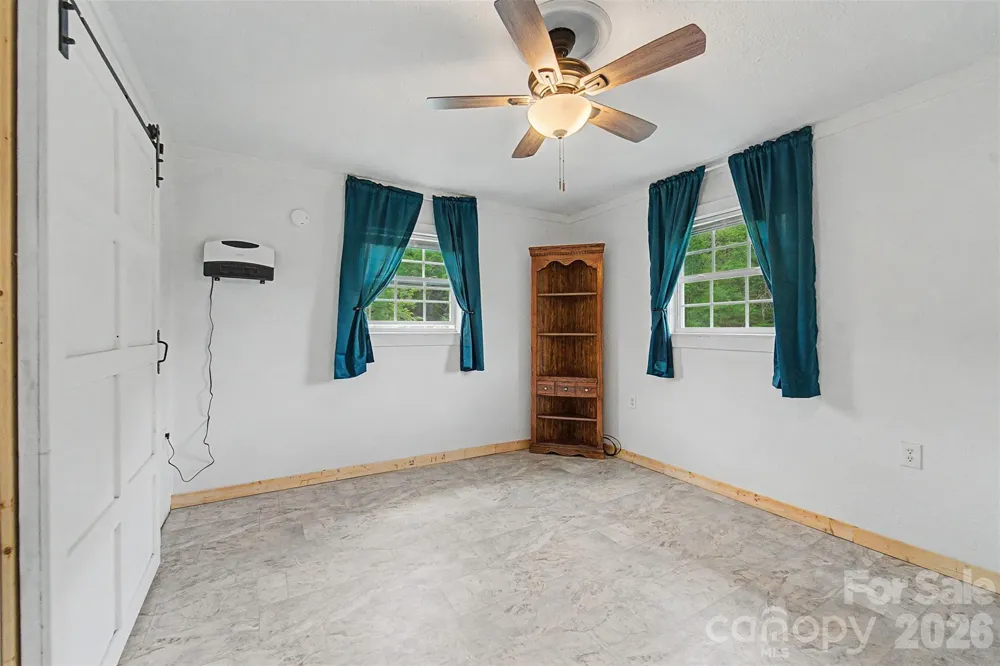 3325 Pack Mountain Road Murphy, NC 28906