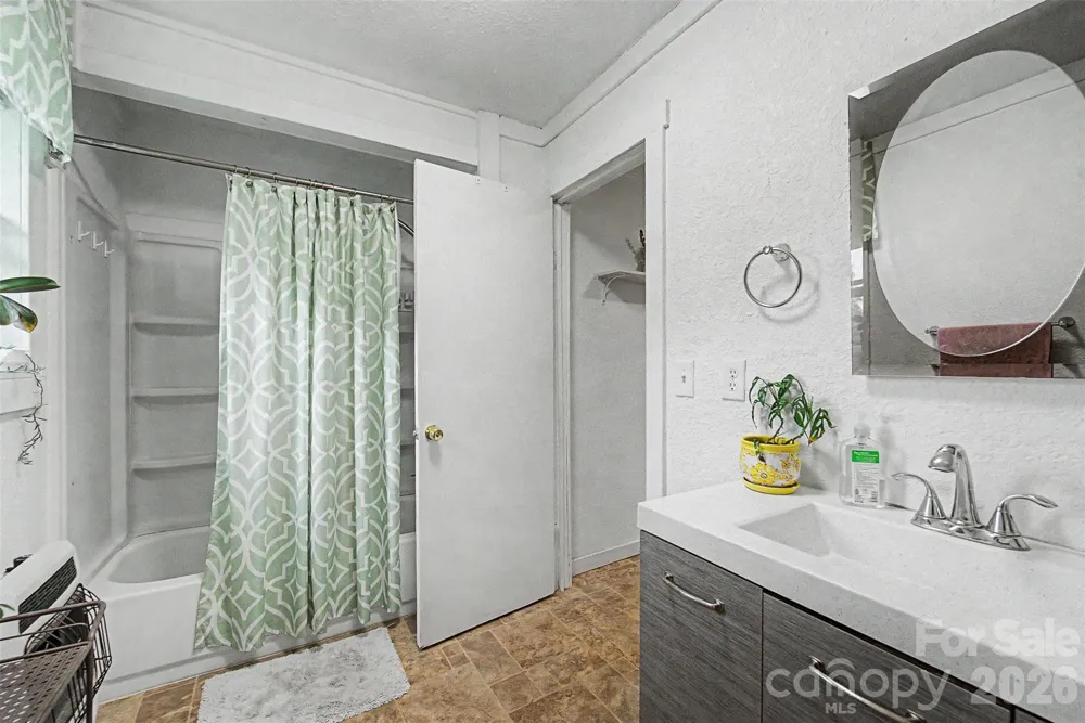 3325 Pack Mountain Road Murphy, NC 28906