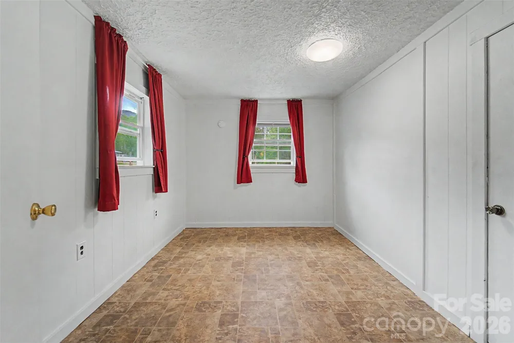 3325 Pack Mountain Road Murphy, NC 28906