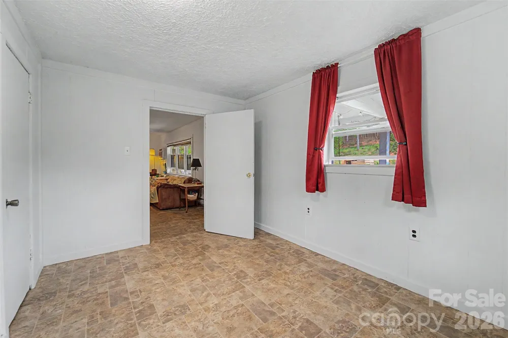 3325 Pack Mountain Road Murphy, NC 28906