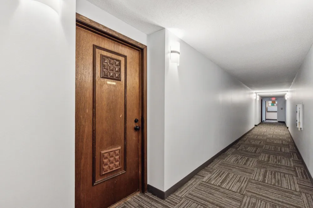 2011 E 122nd Street #D5 Burnsville, MN 55337
