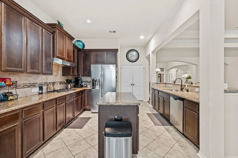 4313 Ashley Lane Deer Park, TX 77536