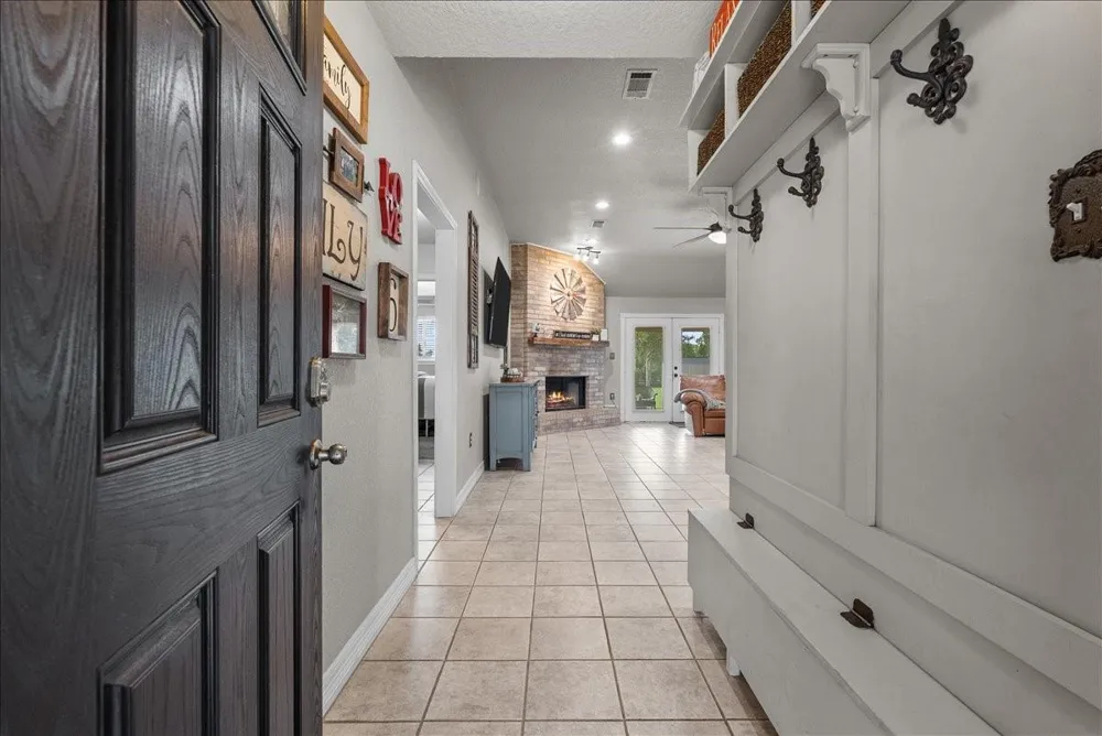14018 Cimarron Road Santa Fe, TX 77517
