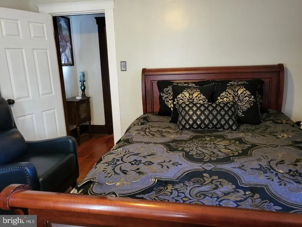 2913 SILVER HILL AVENUE Baltimore, MD 21207