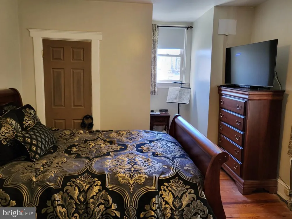 2913 SILVER HILL AVENUE Baltimore, MD 21207