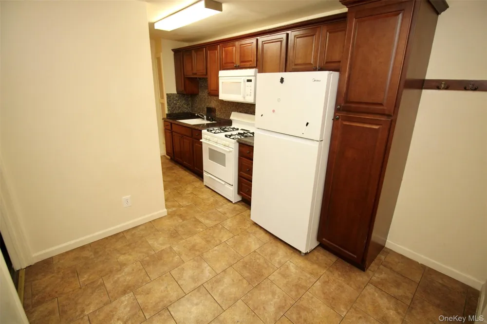 160 Orange Turnpike #A Sloatsburg, NY 10974