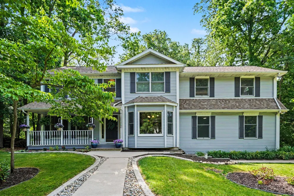 11261 Bridlewood Trail Berrien Springs, MI 49103