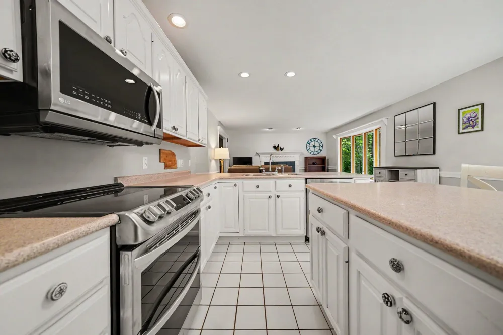 11261 Bridlewood Trail Berrien Springs, MI 49103