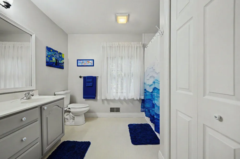 11261 Bridlewood Trail Berrien Springs, MI 49103