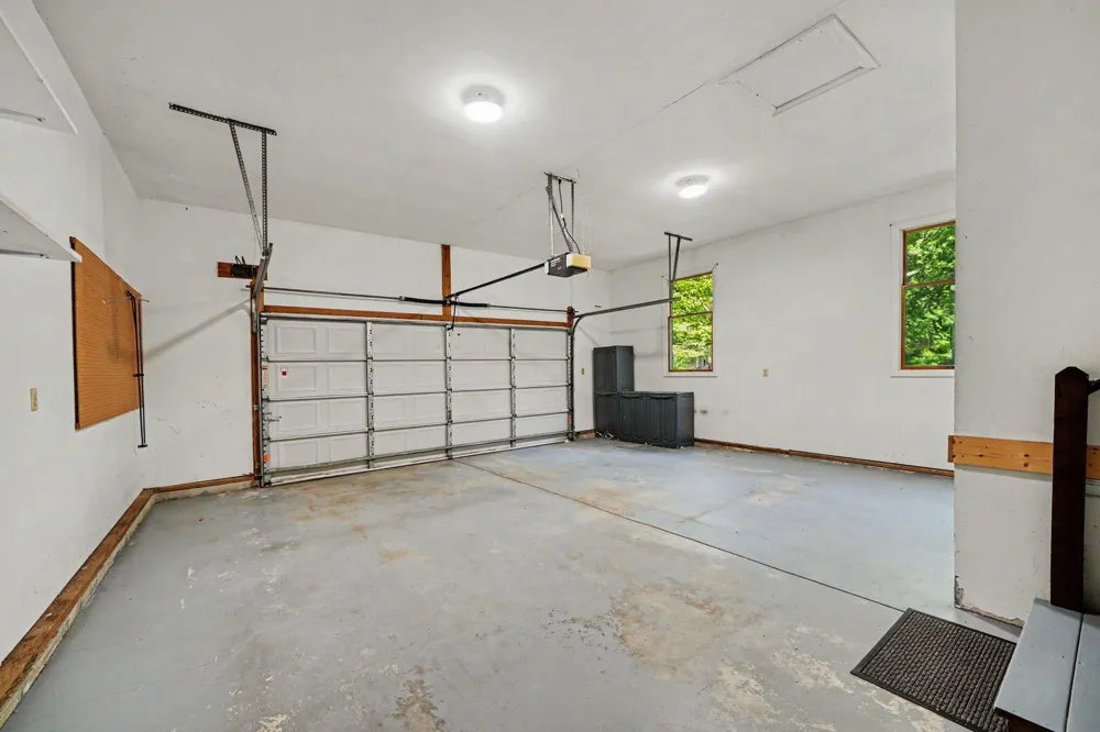 11261 Bridlewood Trail Berrien Springs, MI 49103