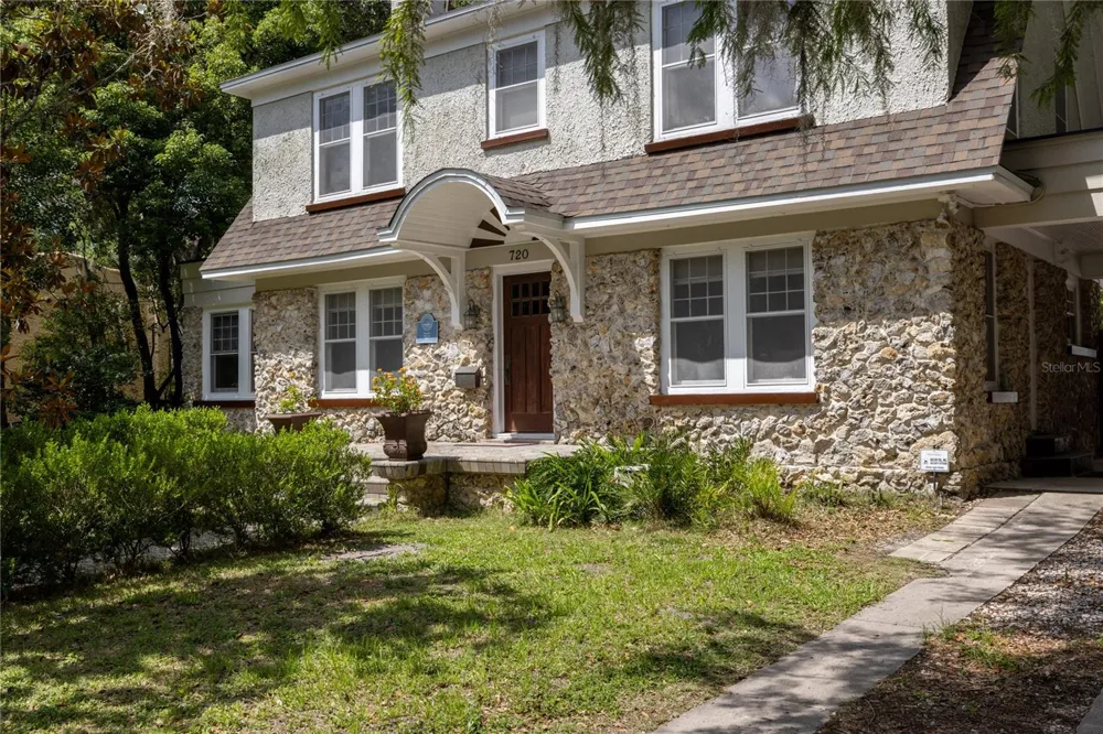 720 NE BOULEVARD Gainesville, FL 32601