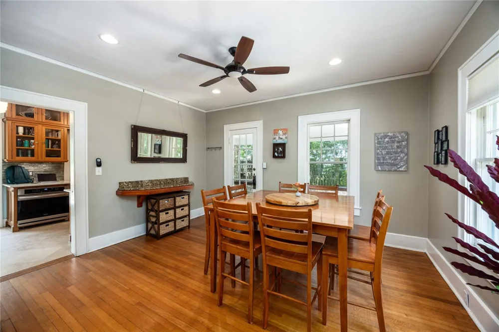 720 NE BOULEVARD Gainesville, FL 32601
