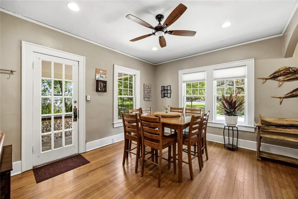 720 NE BOULEVARD Gainesville, FL 32601