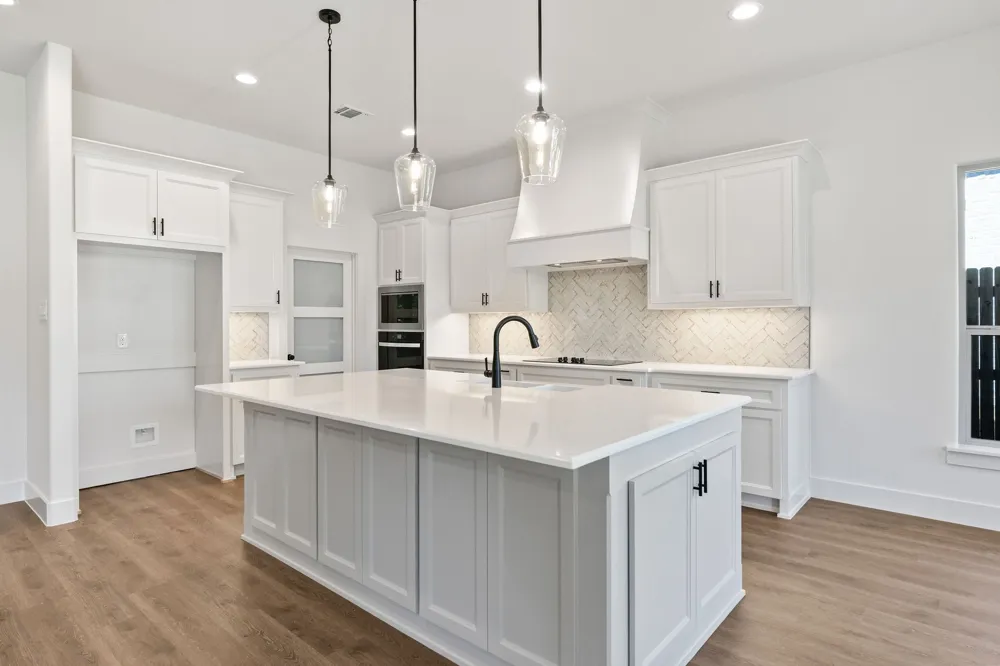 902 Boston Lane River Oaks, TX 76114