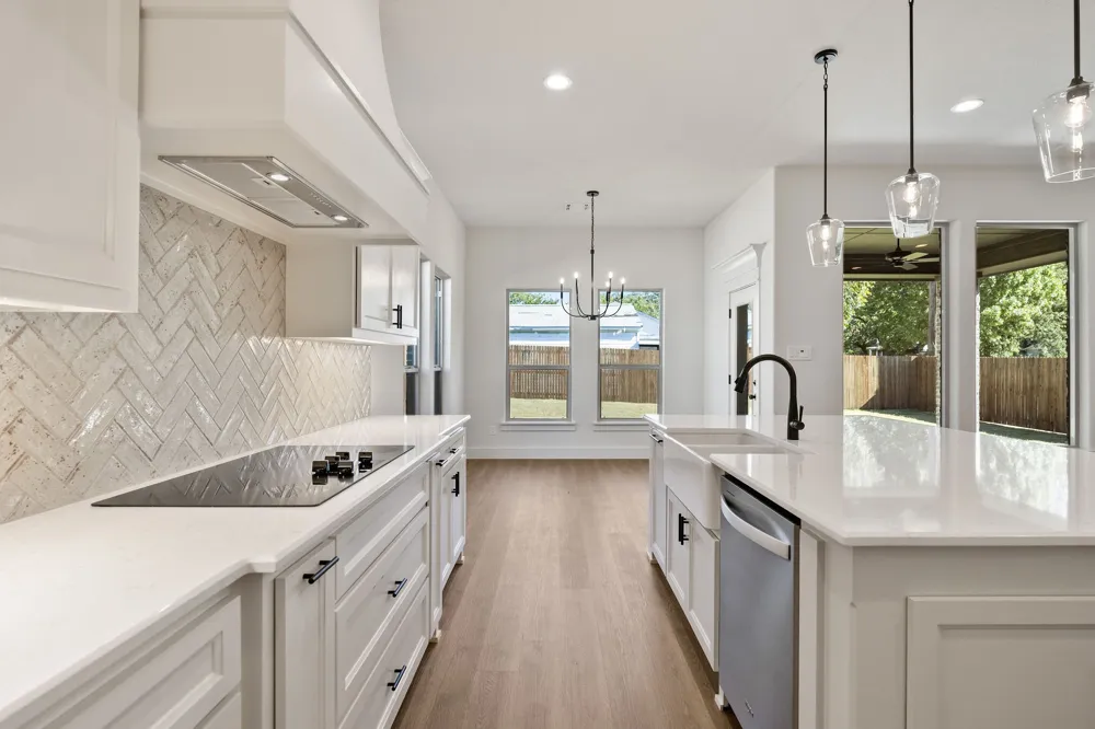 902 Boston Lane River Oaks, TX 76114