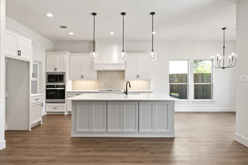 902 Boston Lane River Oaks, TX 76114