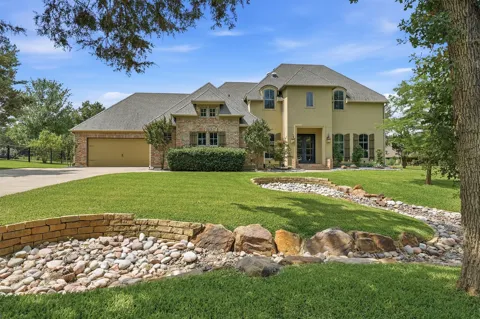 107 Iriquois Drive