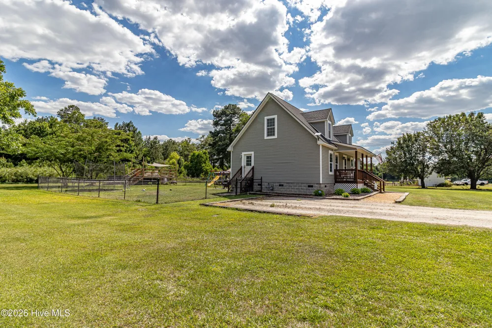 6868 Glover Road Elm City, NC 27822