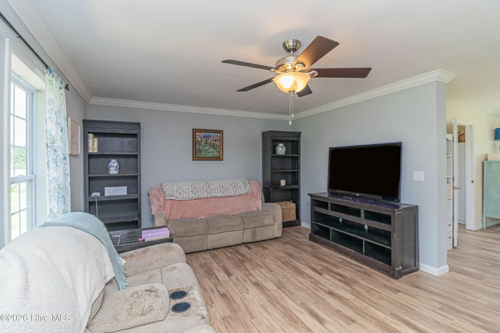 6868 Glover Road Elm City, NC 27822