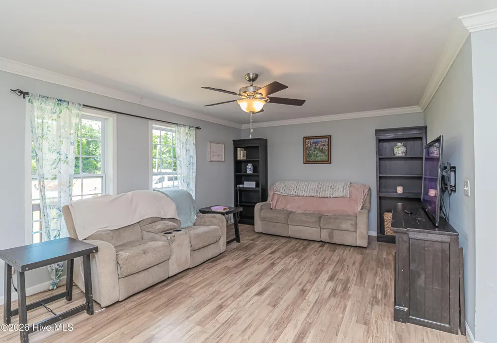 6868 Glover Road Elm City, NC 27822