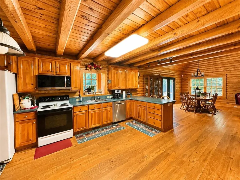 1120 Ridgewood Drive Pendergrass, GA 30567
