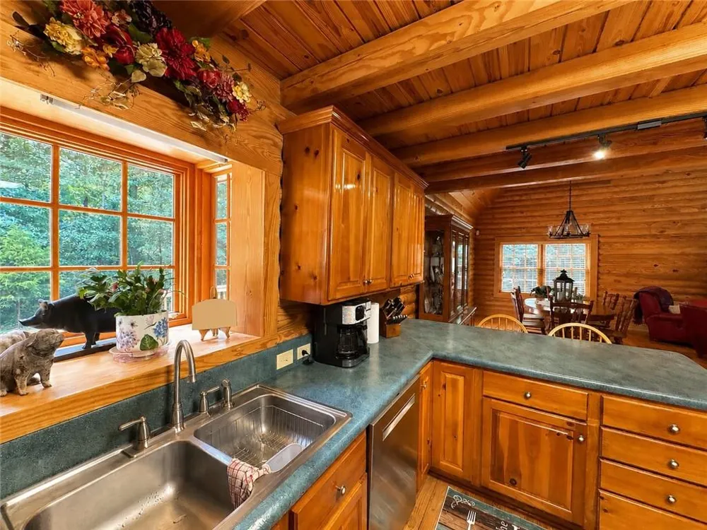 1120 Ridgewood Drive Pendergrass, GA 30567