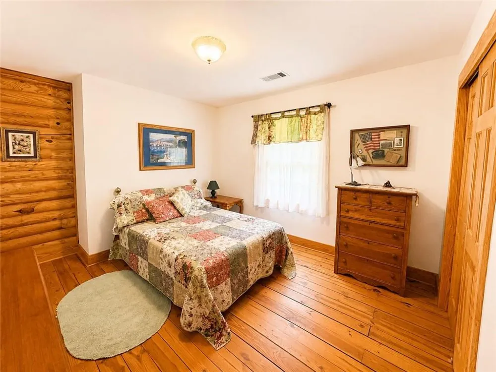 1120 Ridgewood Drive Pendergrass, GA 30567