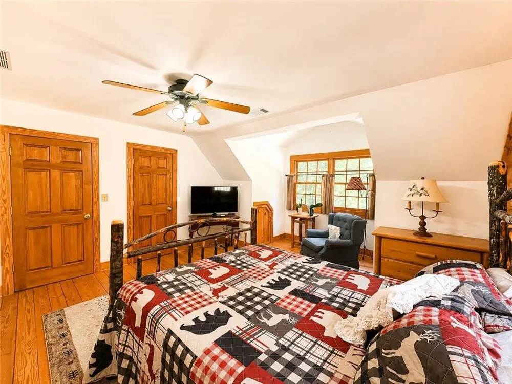 1120 Ridgewood Drive Pendergrass, GA 30567