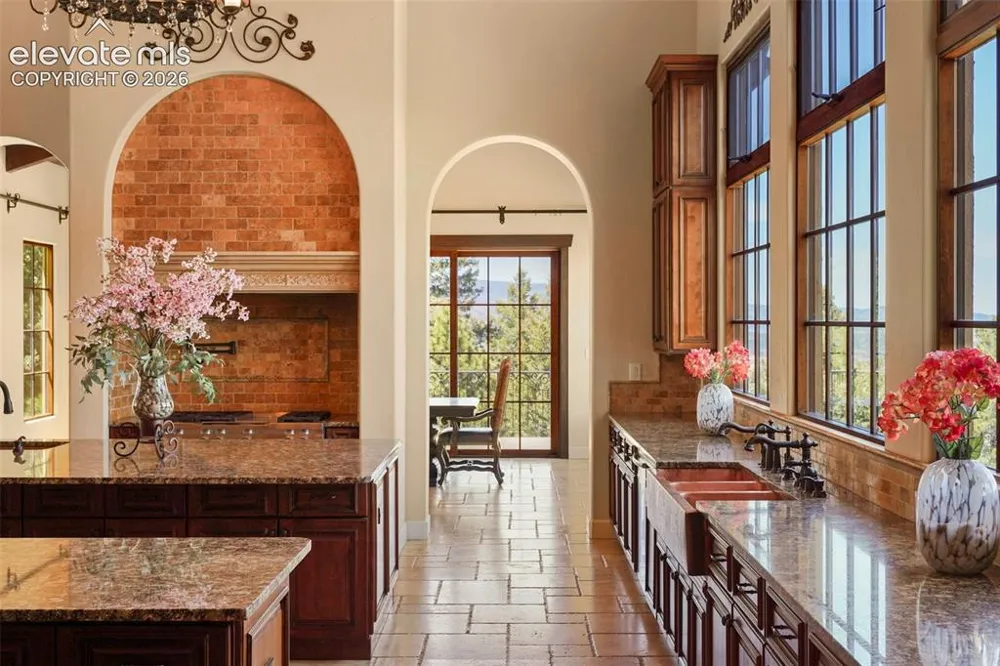 2869 Valley Park Drive Larkspur, CO 80118