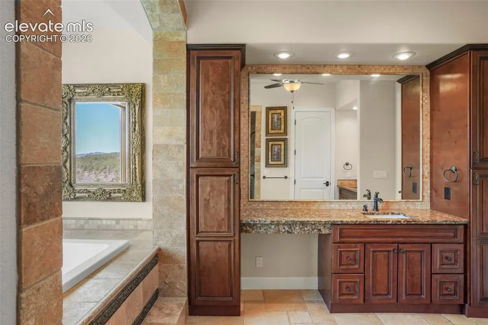 2869 Valley Park Drive Larkspur, CO 80118