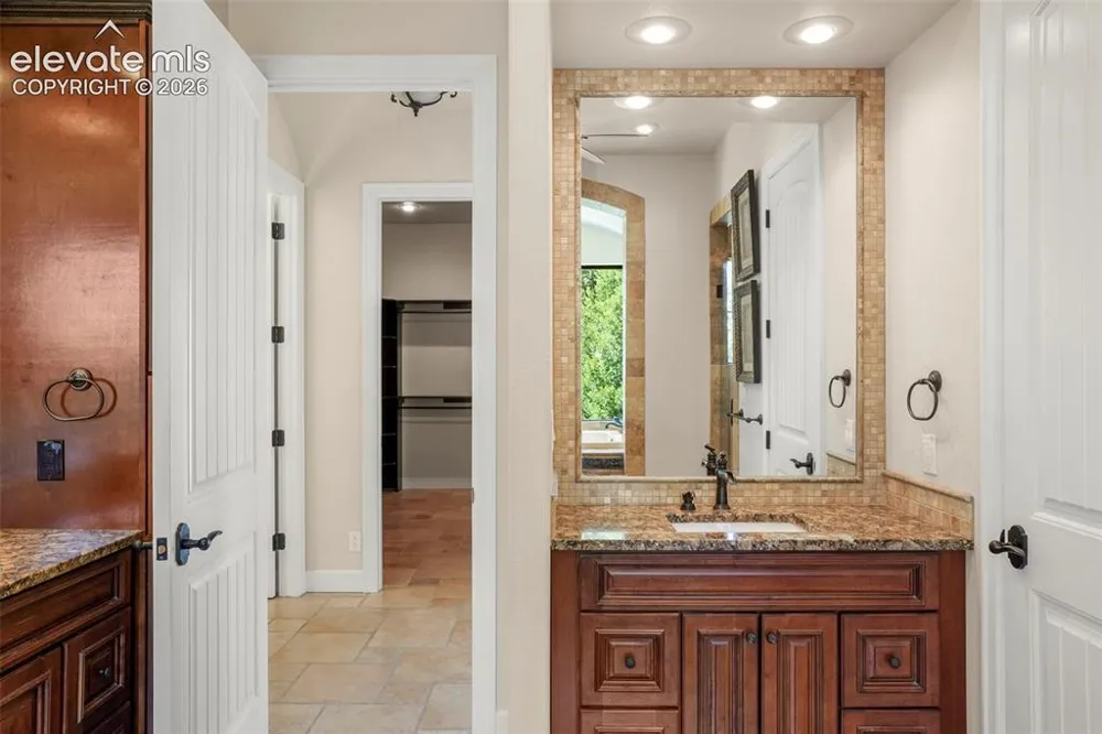 2869 Valley Park Drive Larkspur, CO 80118
