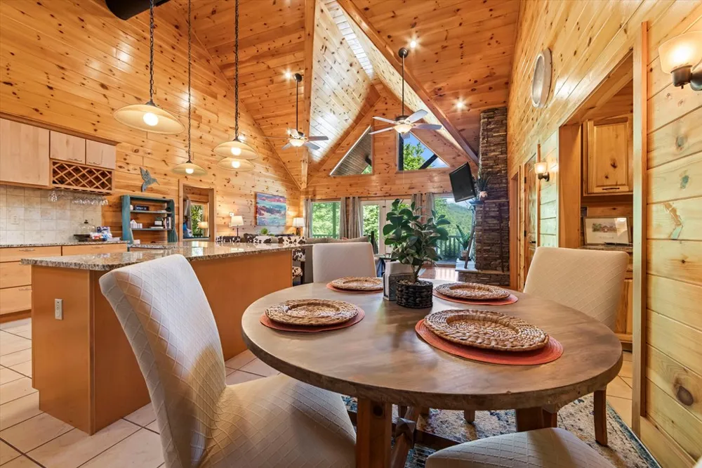 Hummingbird Lane Almond, NC 28702